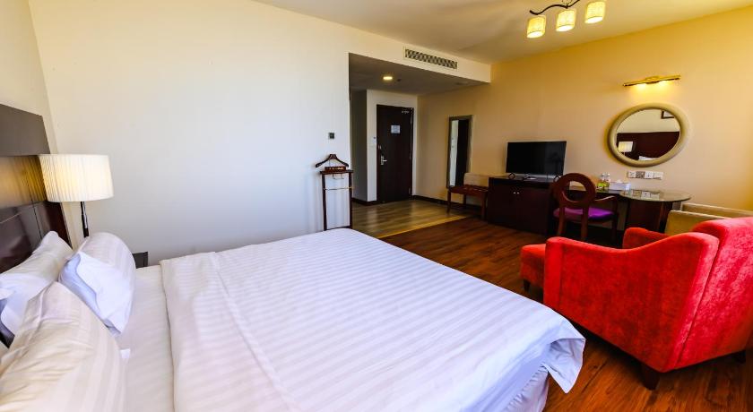 Image of Junior Suite 8