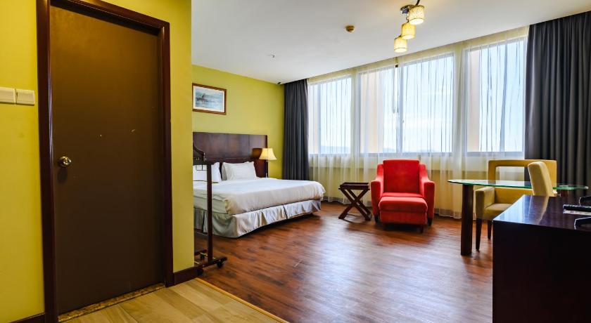 Image of Junior Suite 6