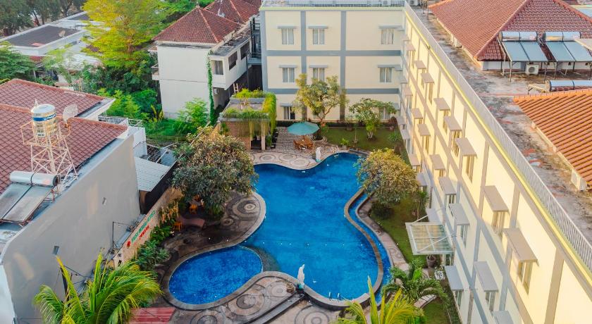 Hotel Puri Indah & Convention - image 4