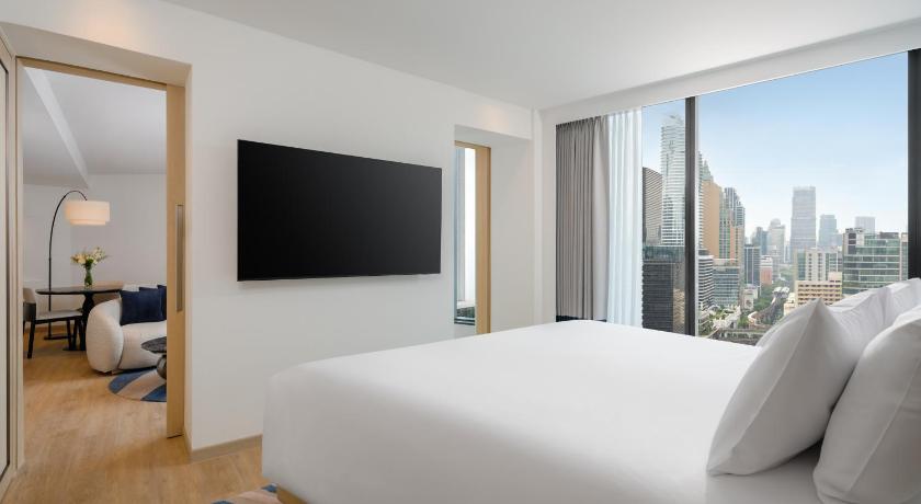 Image of Executive Suite King 1