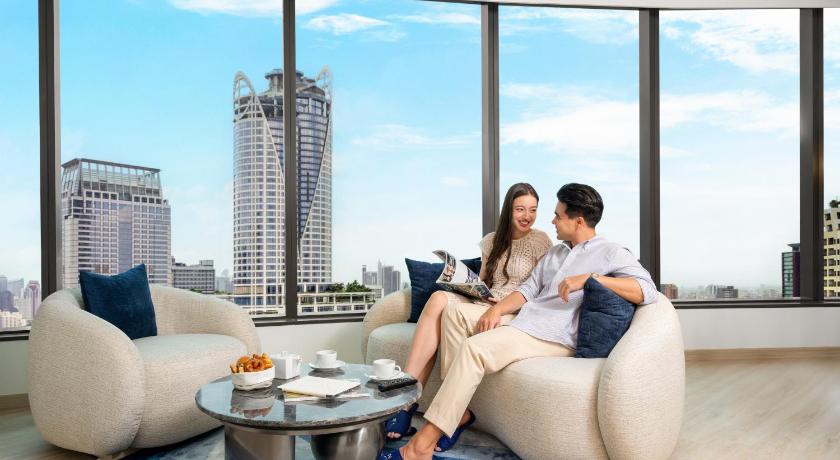 Image of Executive Suite King 8
