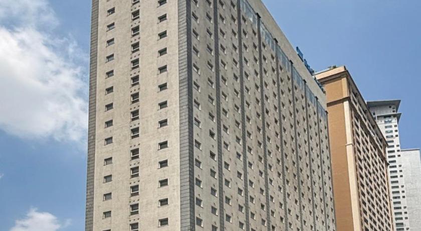 ibis budget Phnom Penh Riverside - image 3
