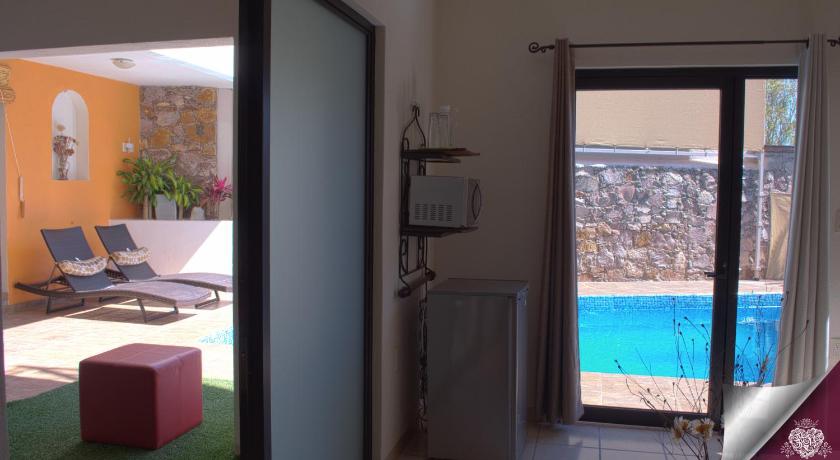 Casa Corazon de Plata Suites photo