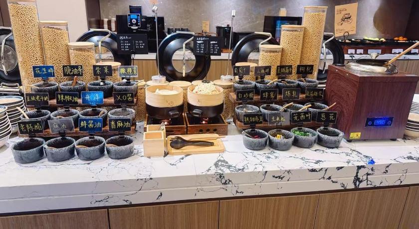 Atour Hotel Changsha Wuyi Square Bishahu Metro Station - image 24