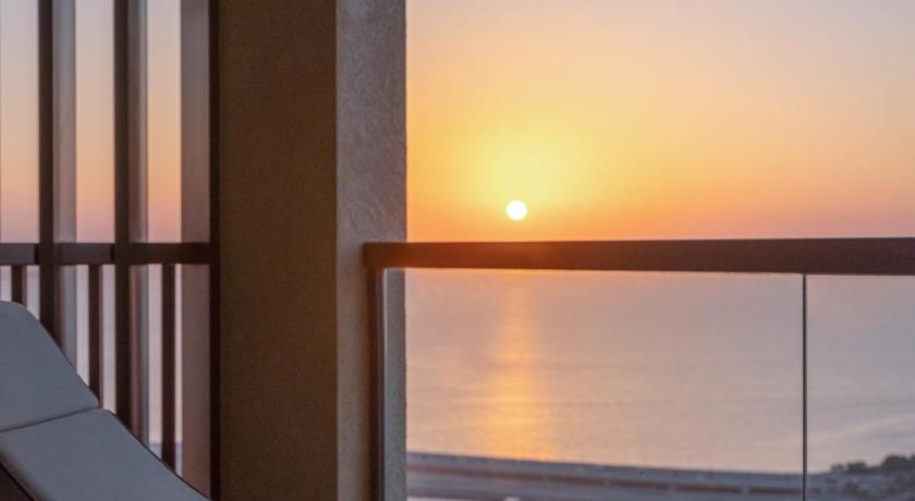 Image of Opera Suite King Bed with Full Sea View, 2 Balconies, Club lounge access & Drop-off Airport Transfers 1