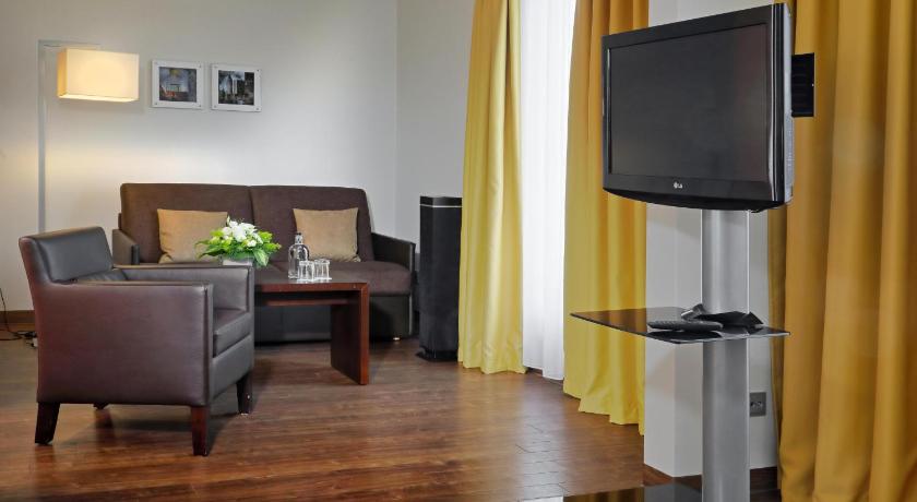 Image of Deluxe Room 1