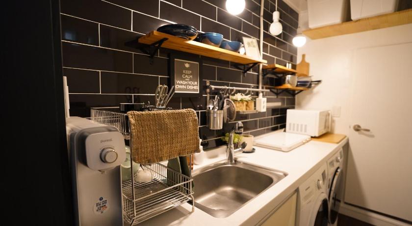 Hostel Beige 2nd - image 3
