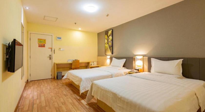 7 Days Inn Wuhan Hanzheng Street Shengli Road Metro Station - image 6