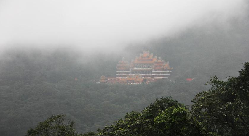 Taipei Way Young House 3-Star Guesthouse room