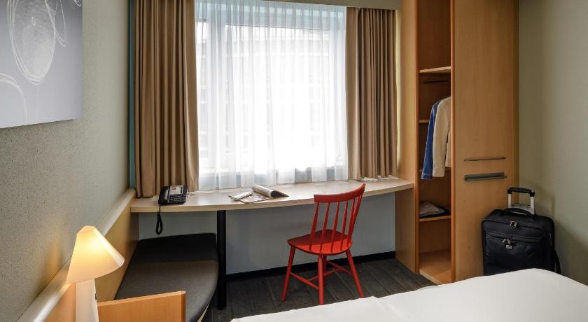 Image of Standard Room with One Double Bed 13