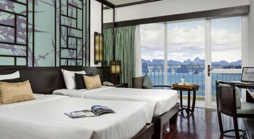 Image of Superior Bay view with 2 Single Size beds 0