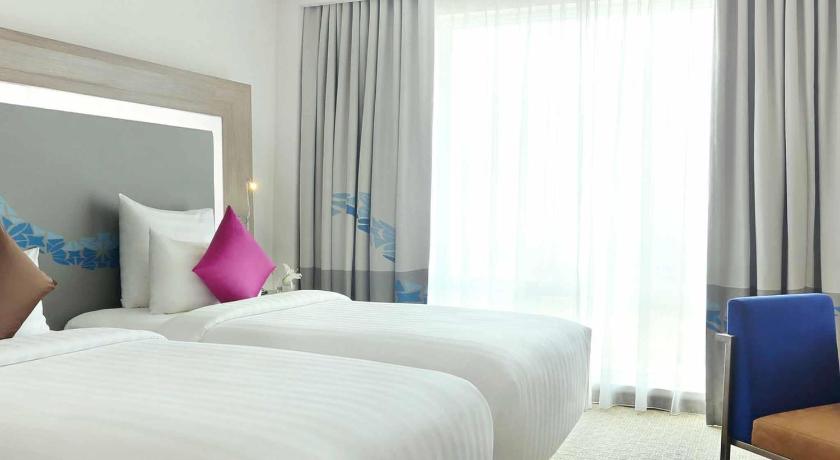 Image of Executive 1