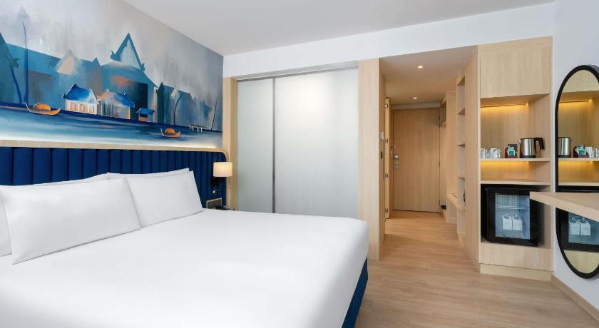 Image of Premier Park View 11