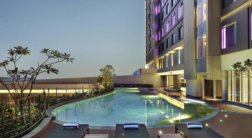 Tampilan Mercure Karawang