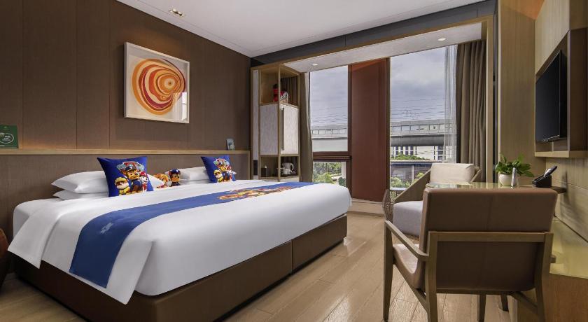 Image of Deluxe Room with 1 King size Bed 0