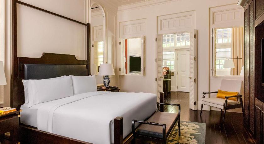 Image of Courtyard Suite King 0