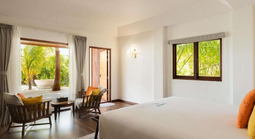 Image of Three-Bedroom Beachfront Villa with Private Pool 5