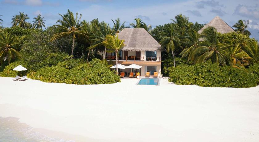 Image of Three-Bedroom Beachfront Villa with Private Pool 8