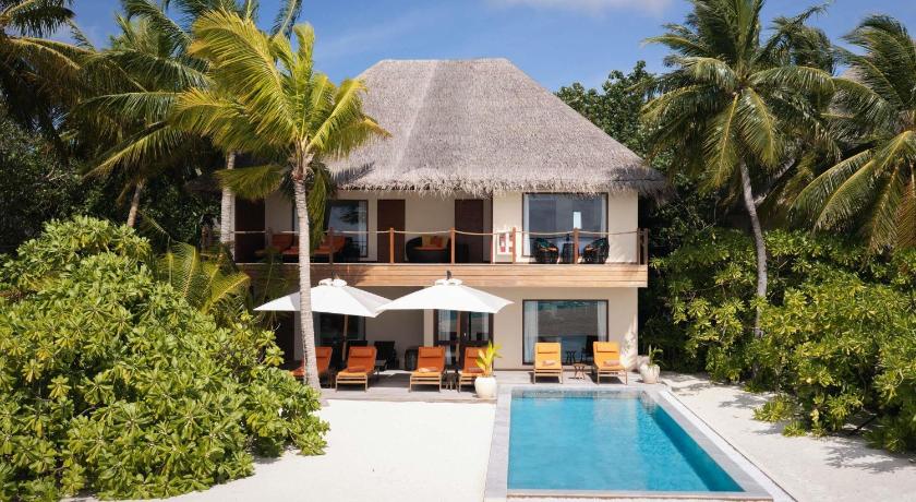 Image of Three-Bedroom Beachfront Villa with Private Pool 4
