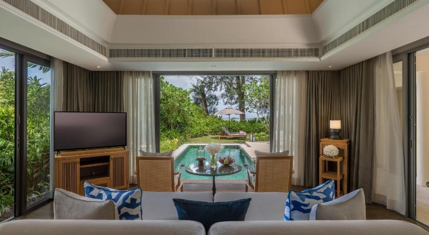 Image of Beachfront Layan Pool Villa 0