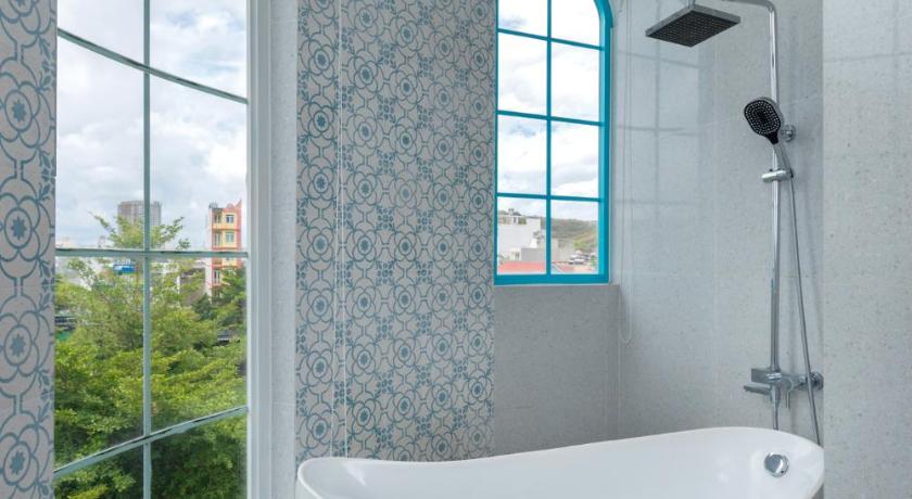 La Casa Hotel - image 2