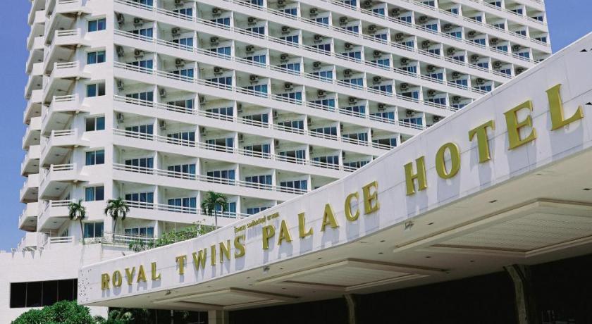 Royal Twins Palace Hotel - image 4