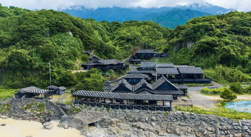 送陽邸