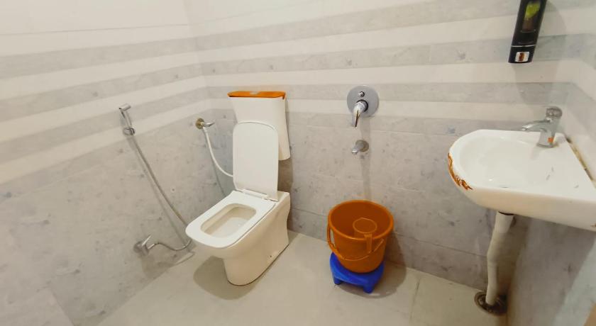 Hotel Pratham Inn - image 10