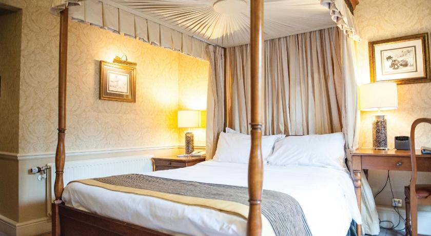 Standard Four Poster Room attēls 0