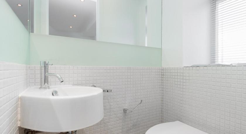 Apartment near Harrods - image 11