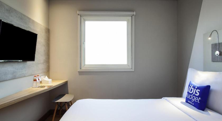 Image de Chambre Standard avec 1 lit Queen size (Standard Room with 1 Queen Bed) 9