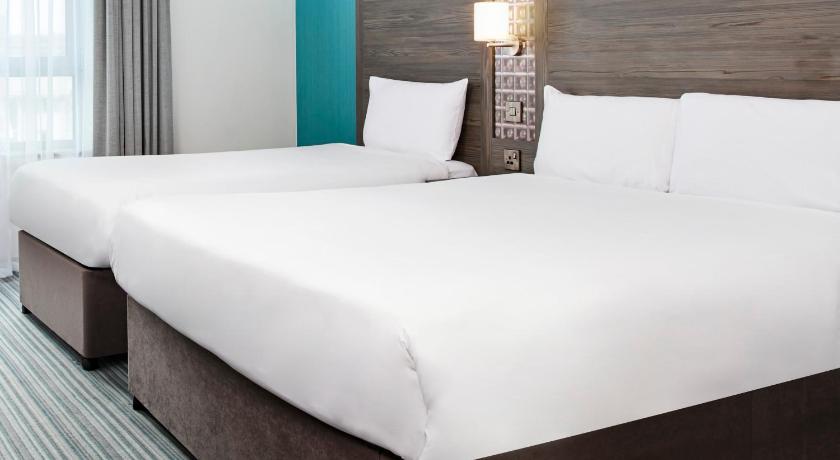 Image of Triple Room 1