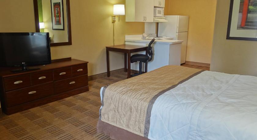 Extended Stay America Suites - Fort Lauderdale - Cypress Creek - Andrews Ave.