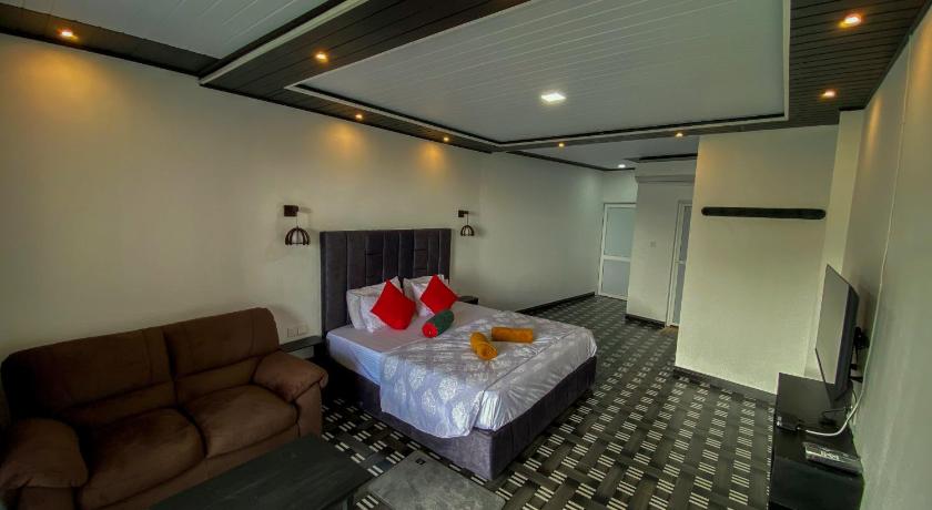Paraiso Guest House - image 40
