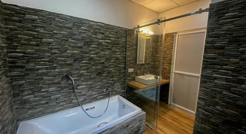 Paraiso Guest House - image 43