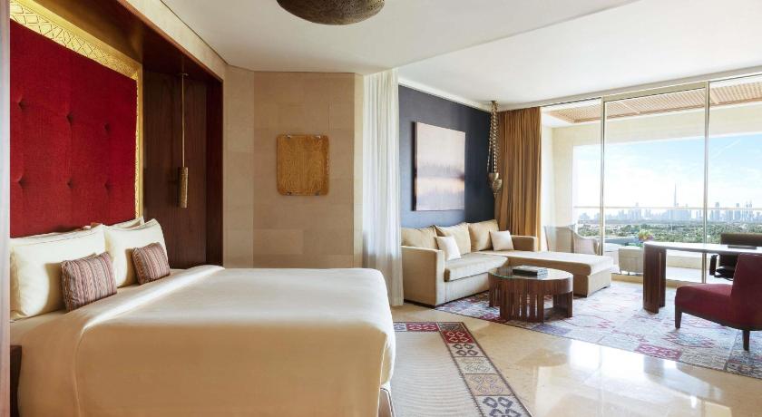 Image of Club King View 0
