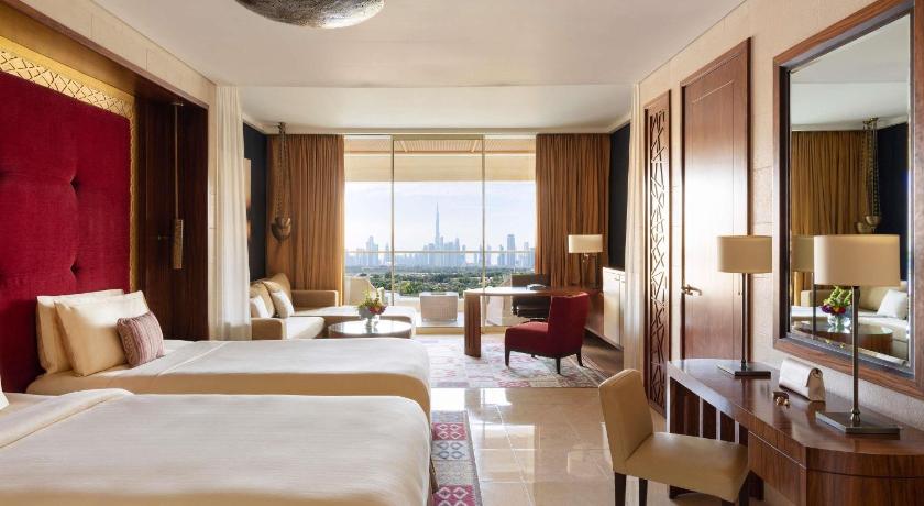 Image of Raffles Club Twin Beds 0