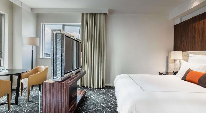 套房－可使用俱樂部樓層－高樓層 (Suite with Club Floor Access - High Floor)圖片 1