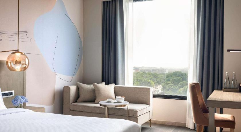 Image of Executive Room with King Bed 1