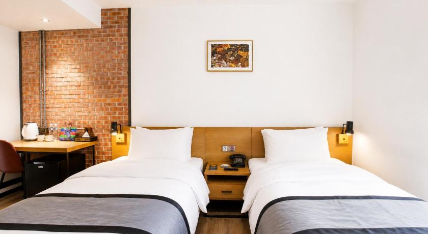 BlueSky Hotel - image 40