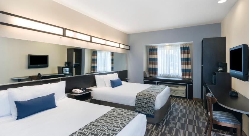 Microtel Inn & Suites by Wyndham Baton Rouge Airport