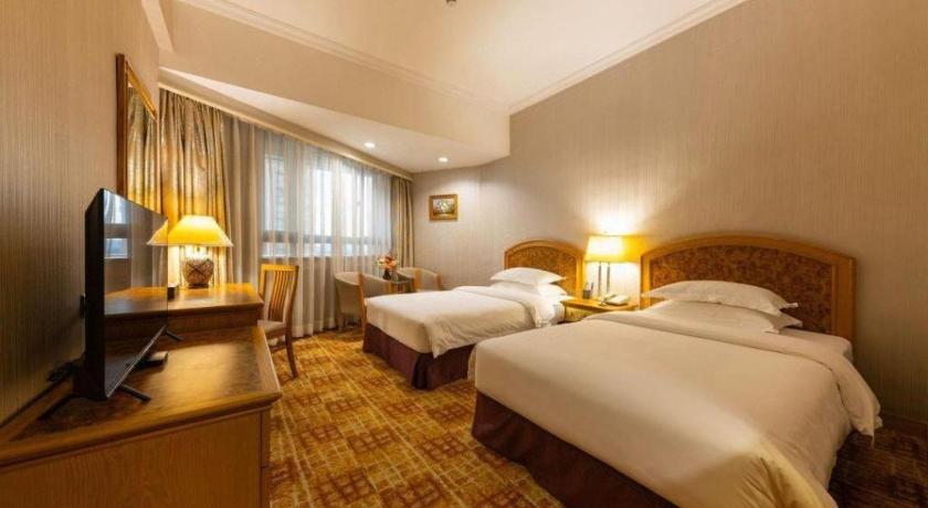 Century Plaza Hotel - image 48