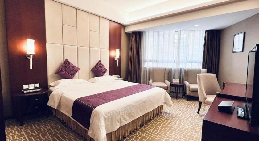 Century Plaza Hotel - image 24