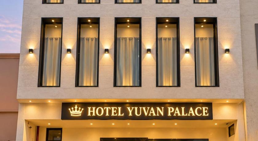 Hotel The Shreyansh - image 10