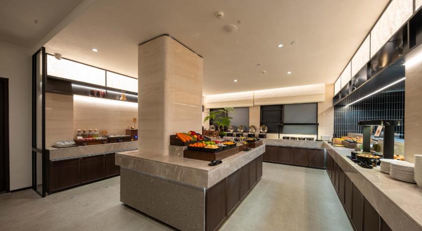 Atour Hotel Chengdu Du Fu Caotang Metro Station - image 9