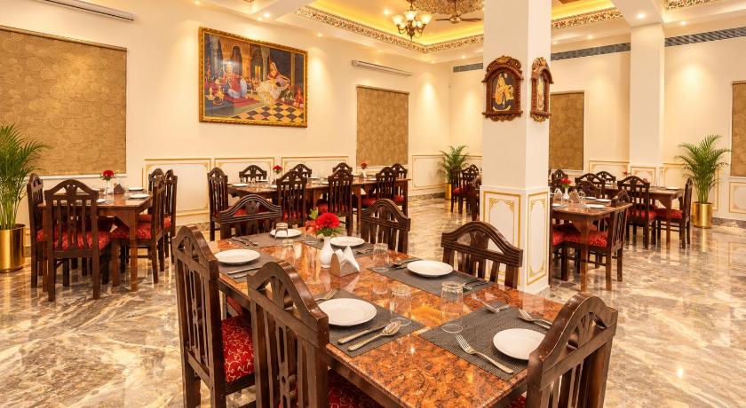 Satyam Palace Resort - image 13