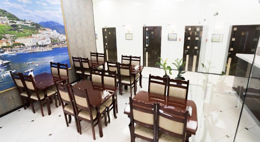 Hotel Rai photo