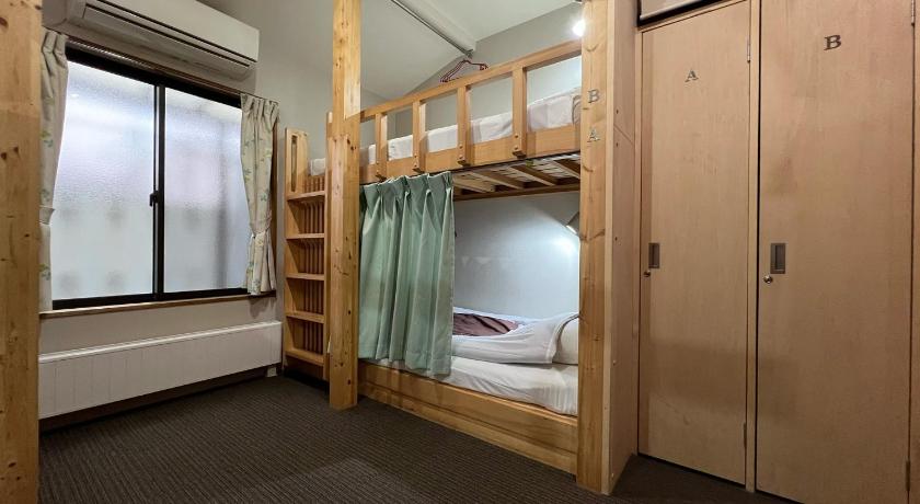Image of Bed in 4-Bed Mixed Dormitory Room 1