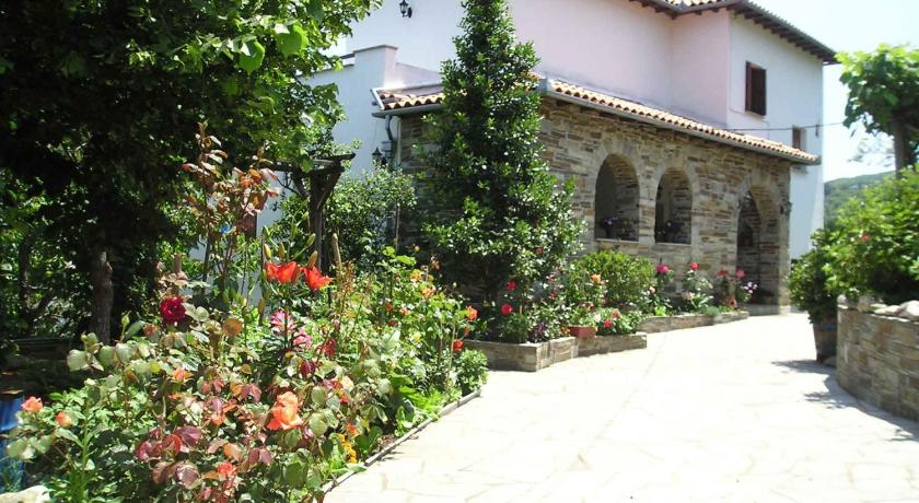 Felitsia Apartments &amp; Studios — Hotel in Agios Ioannis