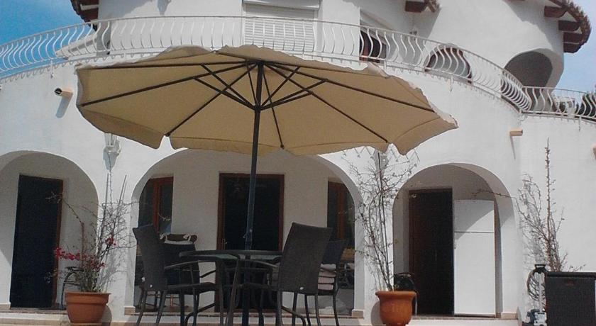 Julie Prices Photos Reviews Address Spain - 